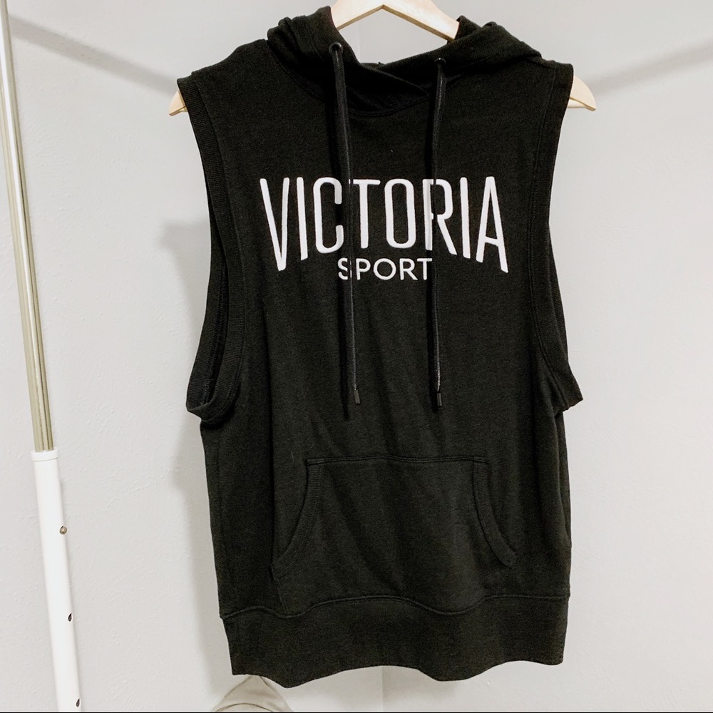NWOT VS Sport Muscle Hoodie Tank with Open Back
